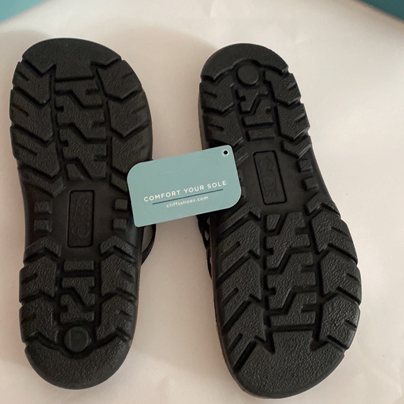 NEW CLIFFS WHITE MOUNTAIN BIG TIME SANDAL Slip On Black Leather Thong 8 - Picture 9 of 9